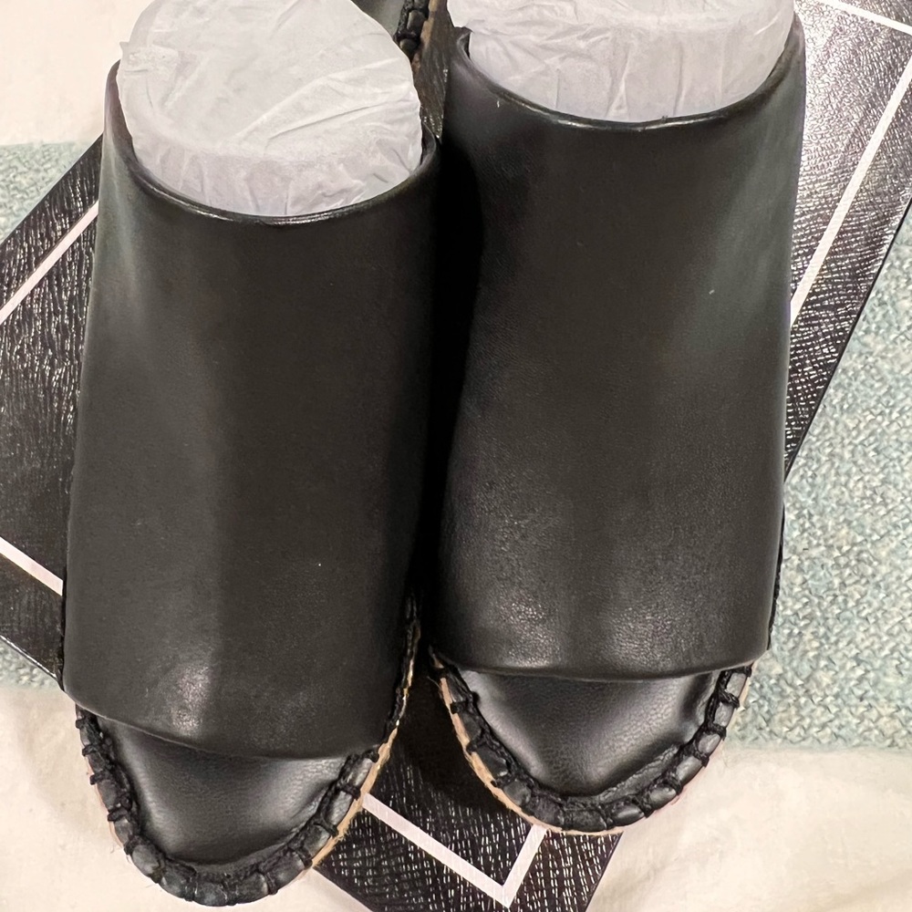 Karl Lagerfeld black leather wedge